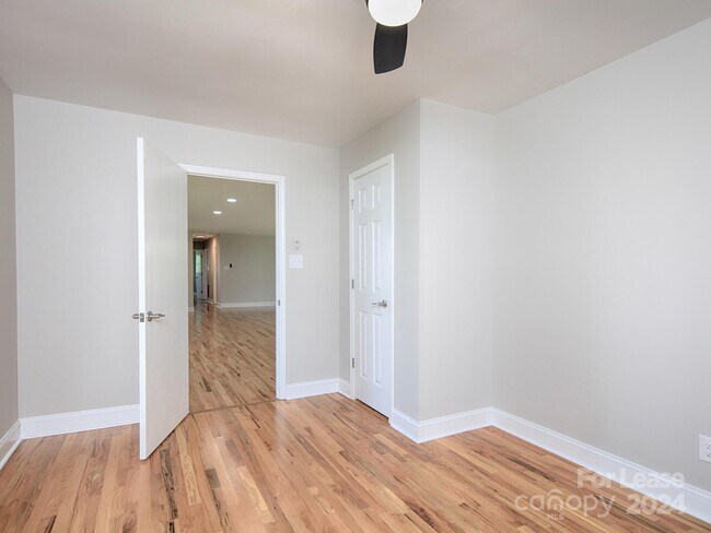 Building Photo - 378 Cornelius Rd