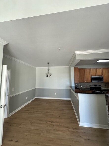 Dining room - 6185 Willow Pl
