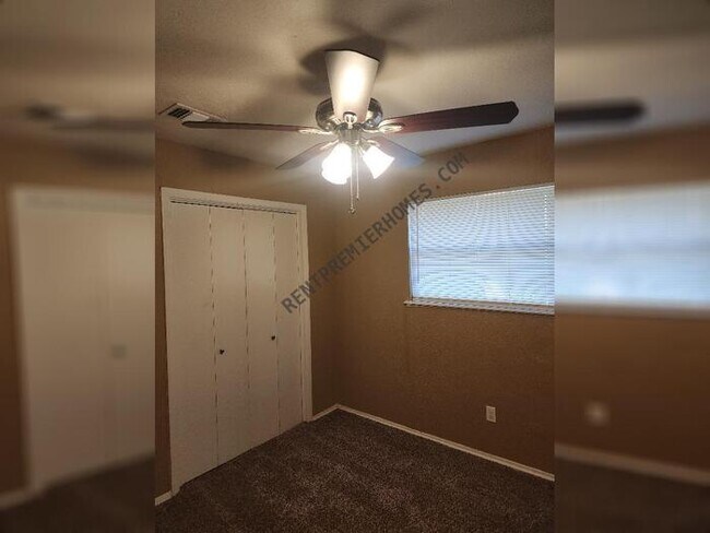 Building Photo - 1175 Dublin Dr