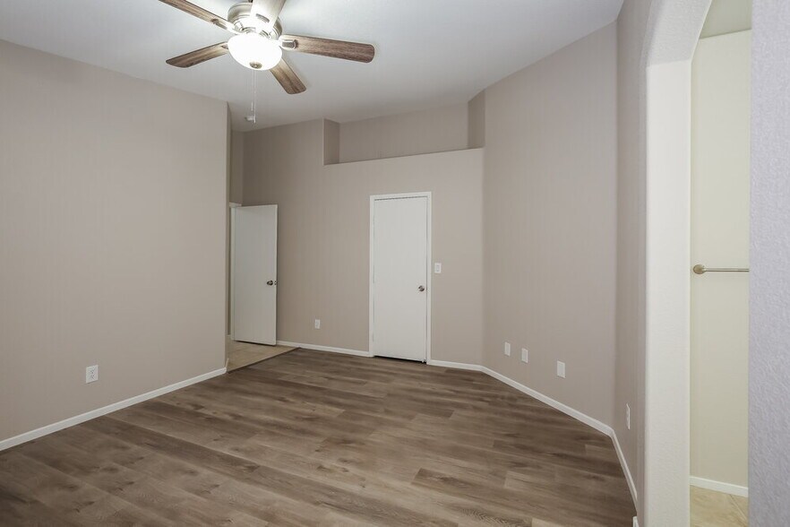 Building Photo - 5109 Backwoodsman Ave