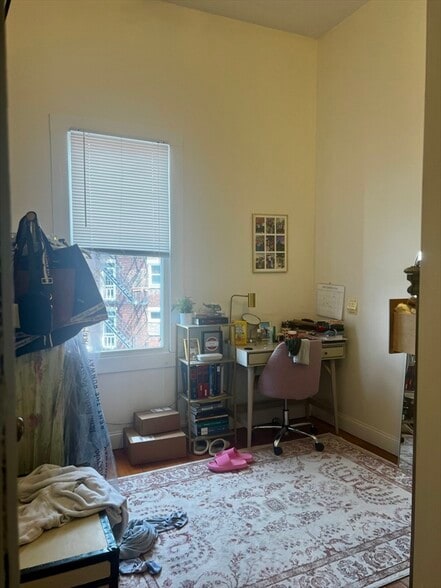 Primary Photo - 1679 Beacon St