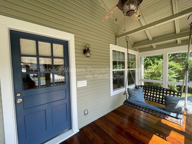 Building Photo - 2318 N 17th Ave