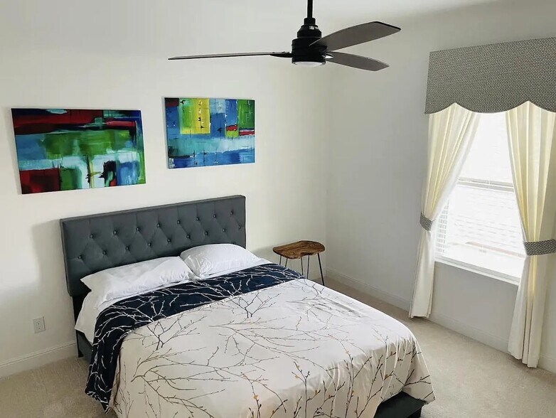Building Photo - 24719 Resort Pky