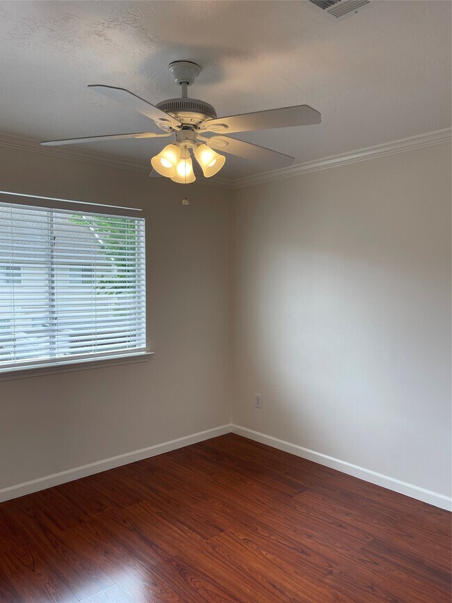 Building Photo - 11735 Alief Clodine Rd