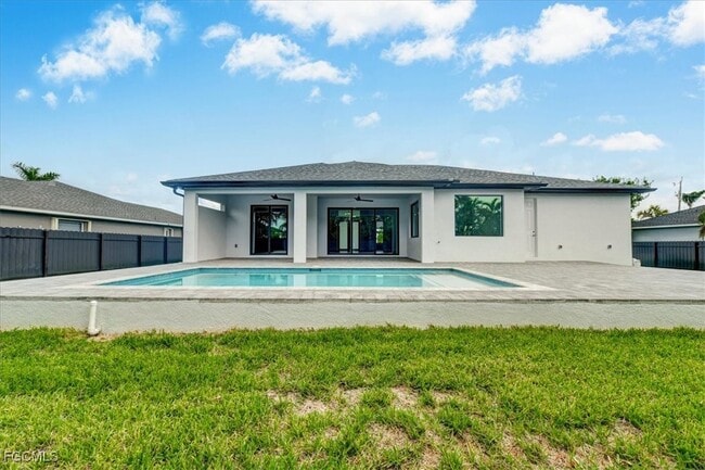 Building Photo - 2602 SW 27th St