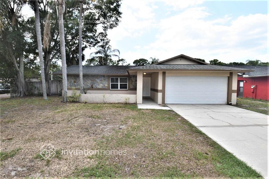 Primary Photo - 7902 Soaring Trail Ln