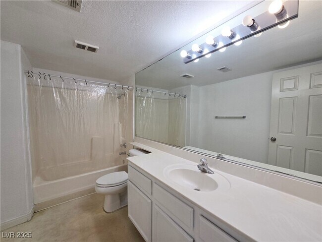 Building Photo - 2972 Juniper Hills Blvd