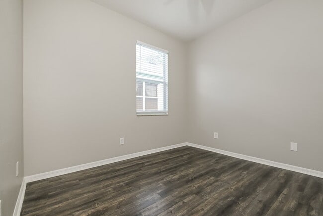 Building Photo - 6154 Kiteridge Dr