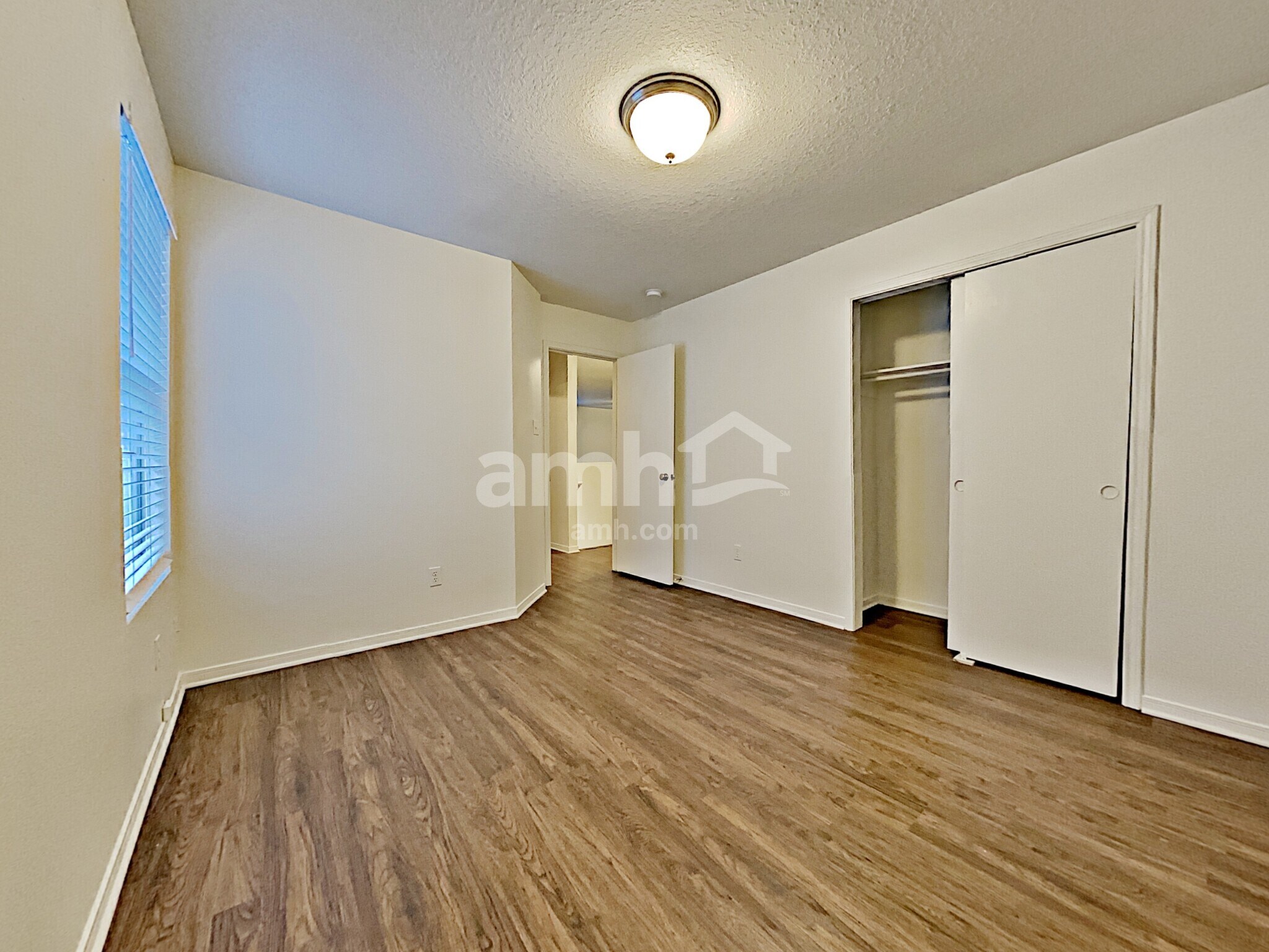Building Photo - 1126 Deer Pass Drive