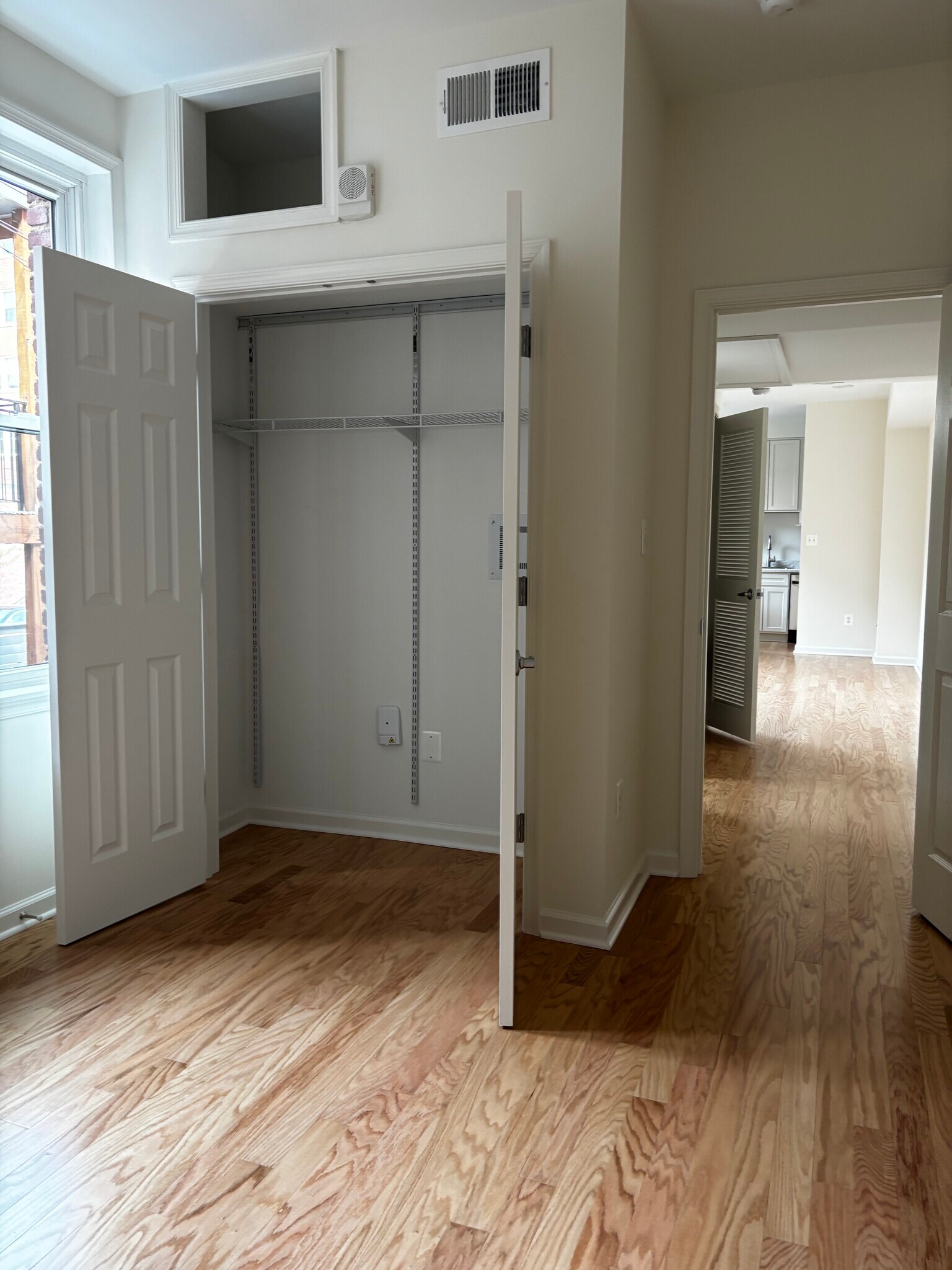 Building Photo - 1447 Chapin St NW