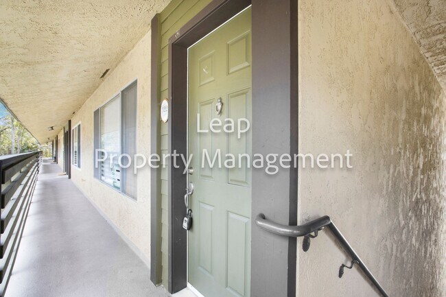 Building Photo - 1490 W Lambert Rd