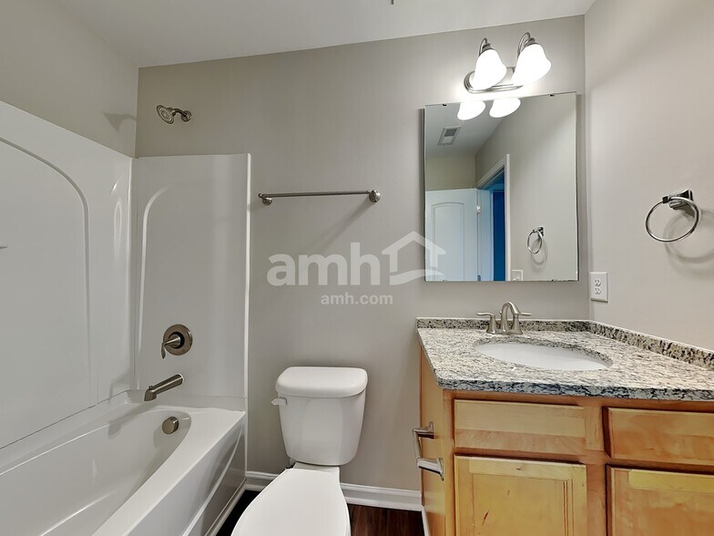 Building Photo - 2221 Wise Owl Dr