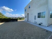 Building Photo - New Build (2022)!! 4BD/2BA, Great Views!!