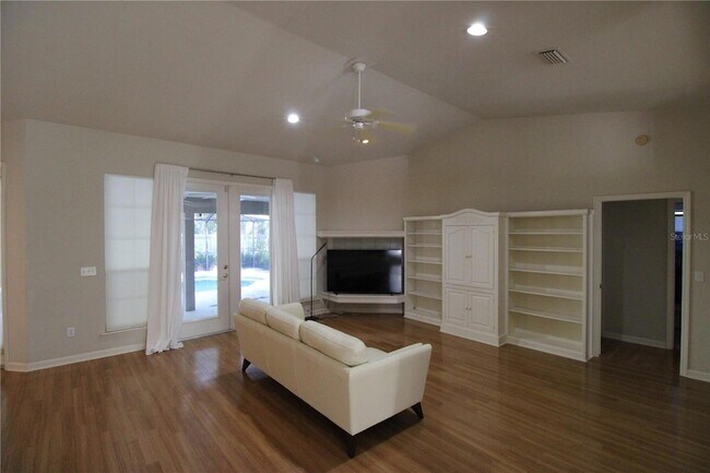 Building Photo - 5115 SW 105 Way