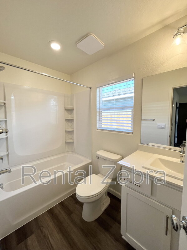 Building Photo - 4064 Cinnabar Ct