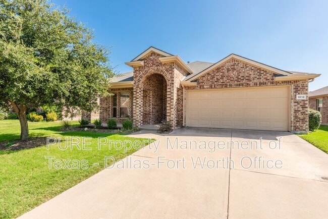 Building Photo - 1012 Lake Hollow Dr