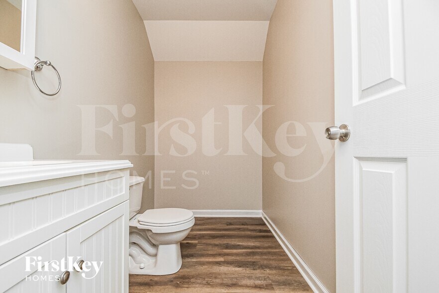 Building Photo - 164 Cool Creek Dr