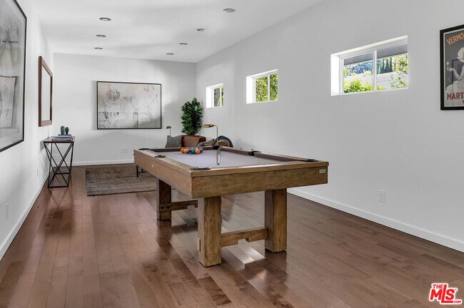 Building Photo - 3360 Ley Dr