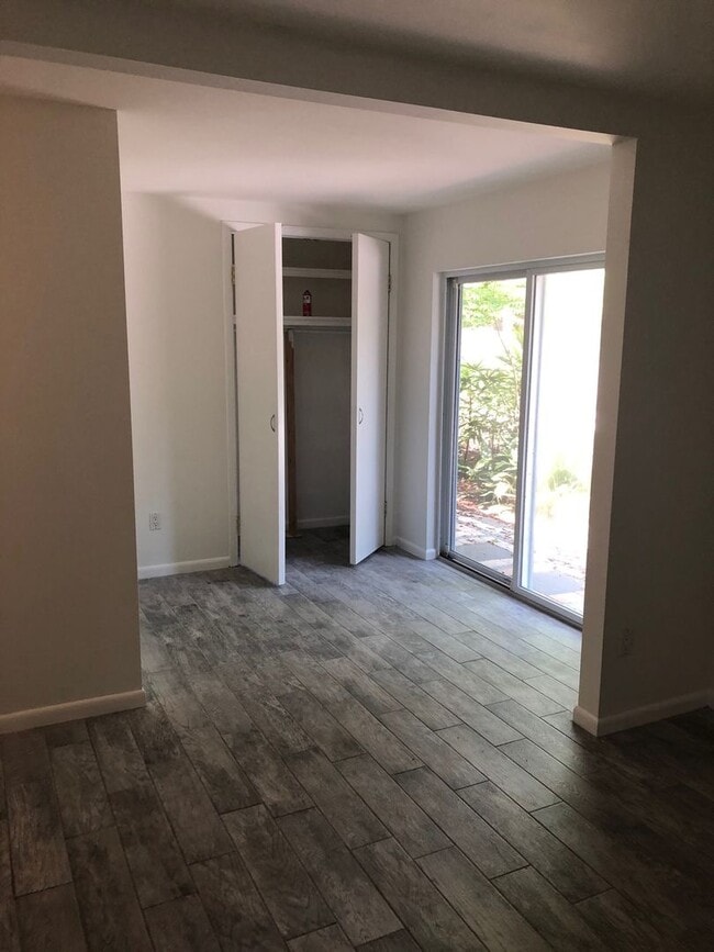 Building Photo - Great Home in Palm View