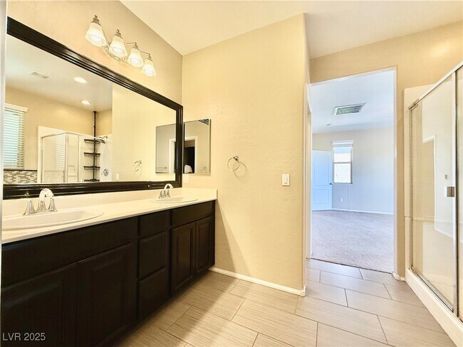 Building Photo - 5369 Alden Glen Dr