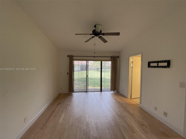 Building Photo - 16606 Greens Edge Cir