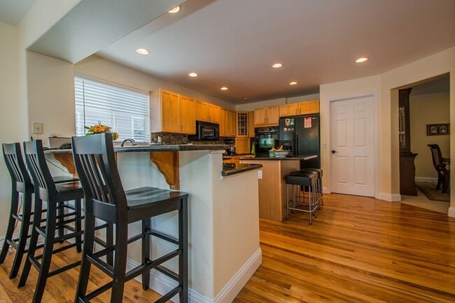 Building Photo - 7765 Lebrun Ct