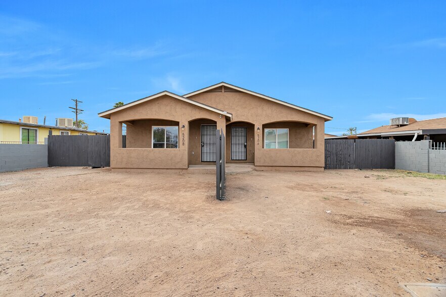 Building Photo - 5208 S 11th Ave