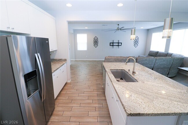 Building Photo - 3032 Cipro Ave