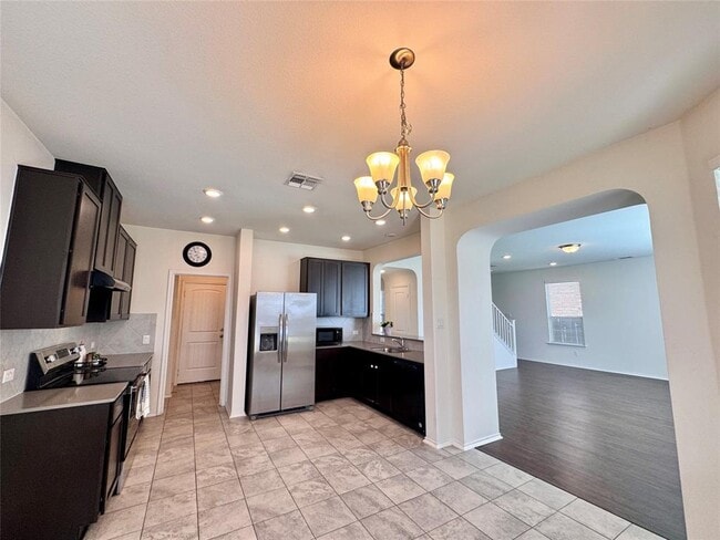 Building Photo - 16501 Brogan Ln