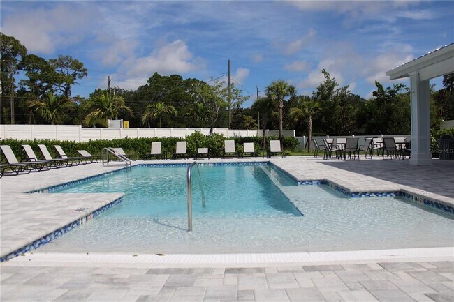 Building Photo - 4083 Via Sienna Cir