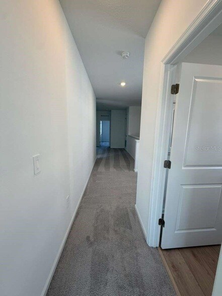 Building Photo - 5195 Loyalty Dr