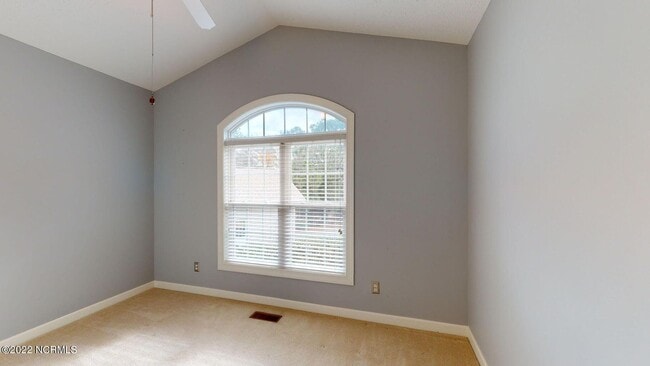 Building Photo - 11 Lassiter Ln