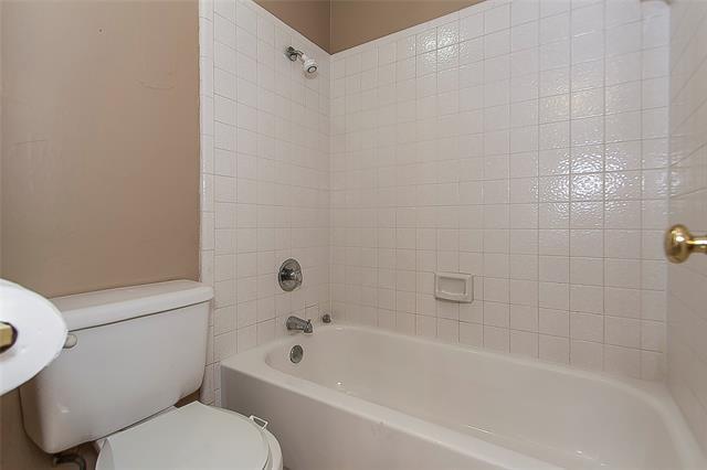 Building Photo - 1004 Ledgemont Dr