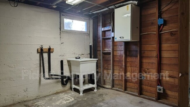 Building Photo - 2103 N Lafayette Ave