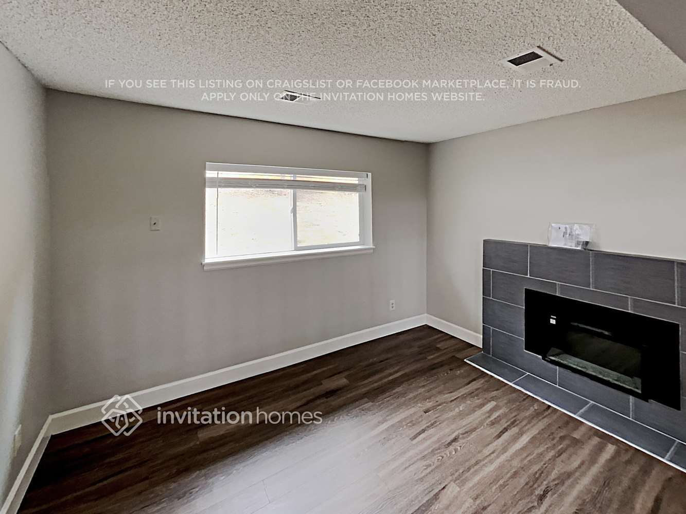 Building Photo - 21581 E Aberdeen Dr