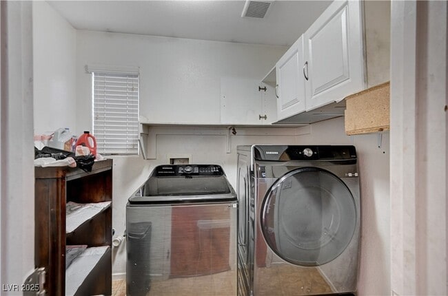 Building Photo - 5674 Diamond Palm Ct