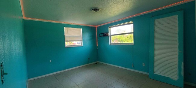 Building Photo - 8289 Pelican Rd