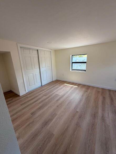 Building Photo - 2304 W Idlewild Ave