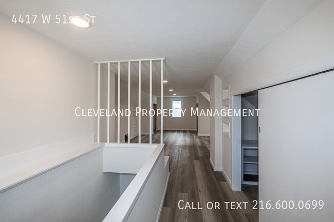 Building Photo - 4417 W 51st St