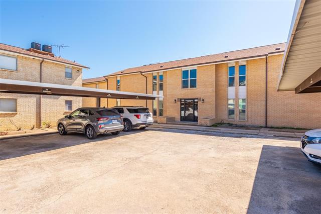 Building Photo - 5076 Matilda St