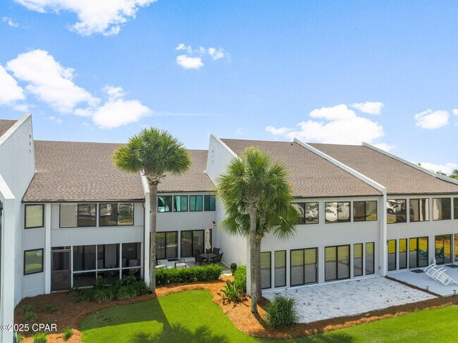 Building Photo - 4726 Bay Point Rd