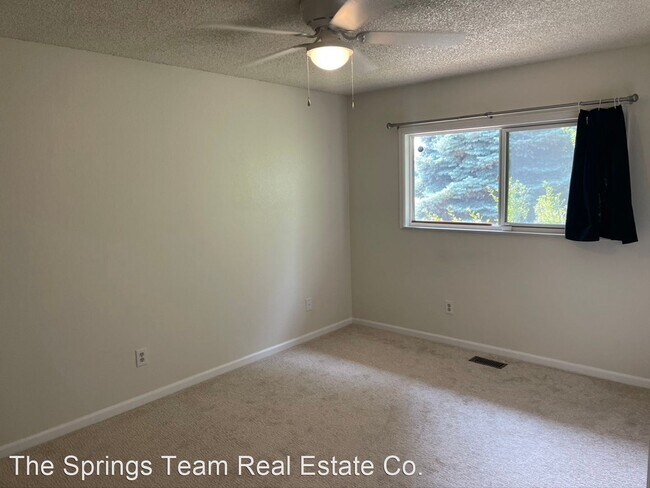 Building Photo - 2 br, 2 bath House - 82 Stovel Circle