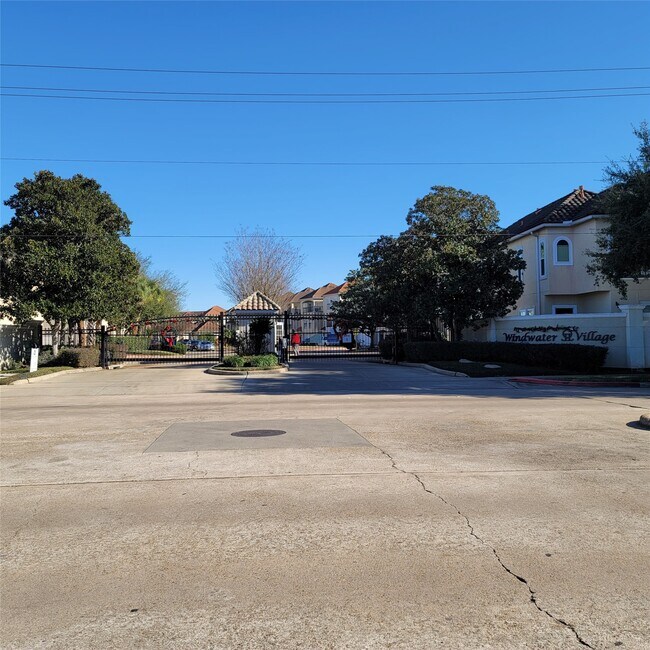 Building Photo - 7111 Harmony Cove