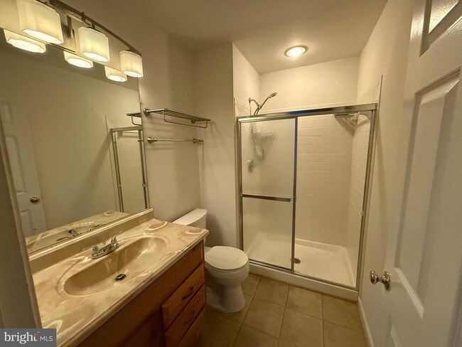 Building Photo - 43506 Postrail Square