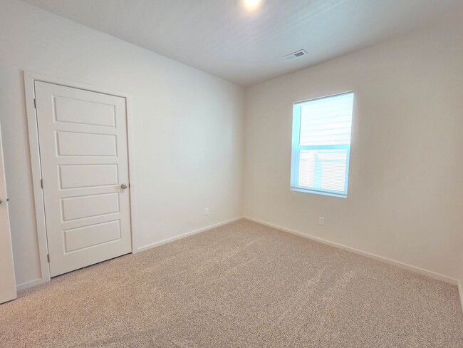 Building Photo - $2,695 - 4 Bed / 2 Bath Beautiful Newer Construction Home in Cheney