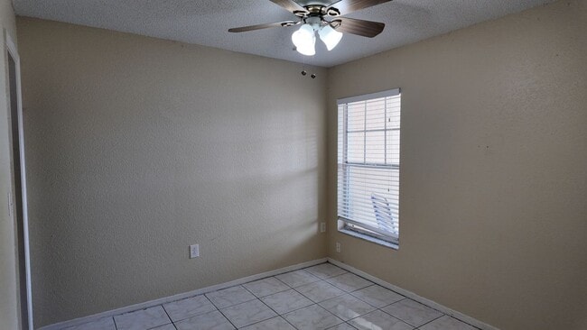 Building Photo - 3112 Enclave Ct