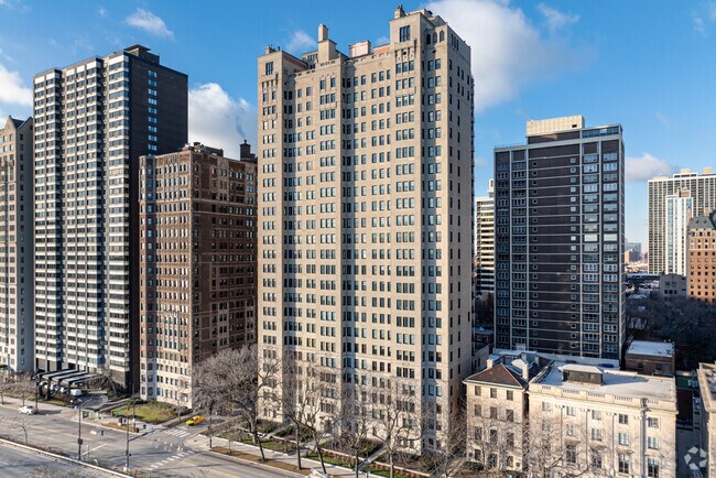 Primary - 1500 N Lake Shore Dr