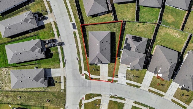 Building Photo - 10626 Watershed Dr
