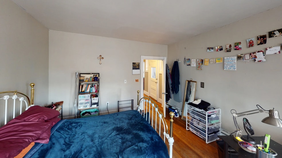 Building Photo - 73 Chestnut Hill Ave