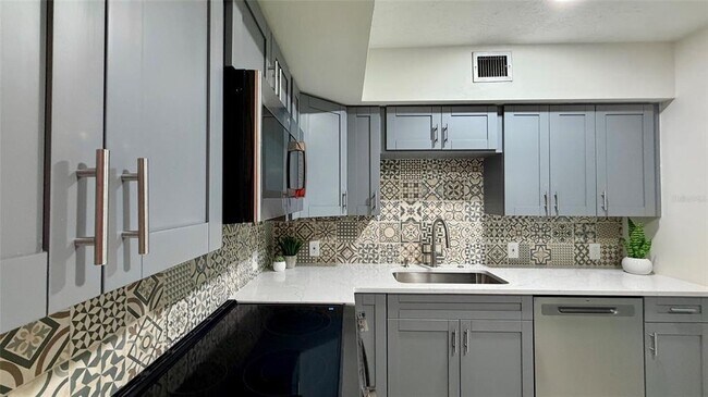 Building Photo - 2454 Australia Way E